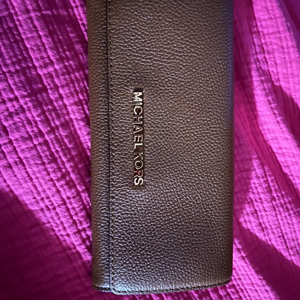 Michael Kors Pebbled Leather Brown/Tan Wallet